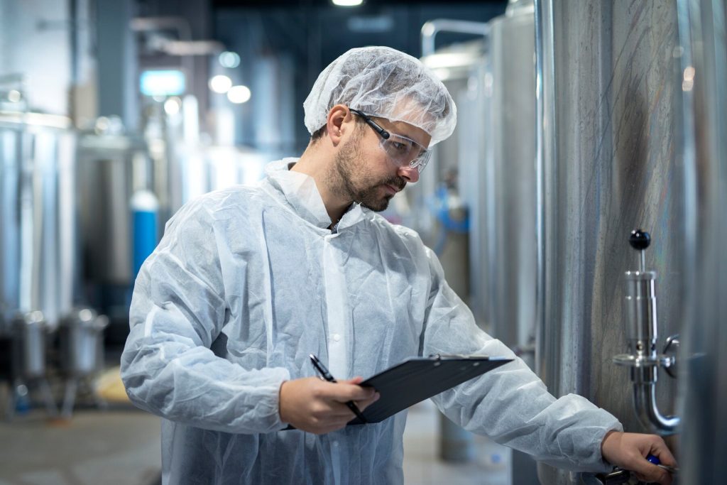 Le métier de responsable Qualité Hygiène Sécurité Environnement